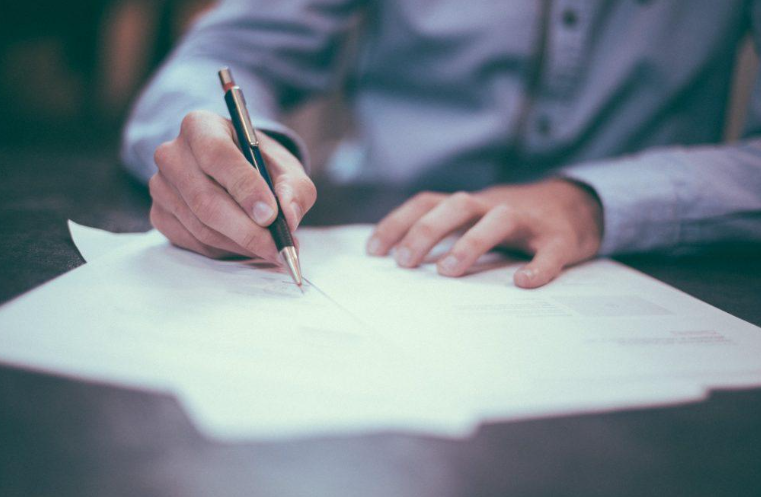 How to File a Claim Against an Insurance Company for Emotional Distress How to File a Claim Against an Insurance Company for Emotional Distress
