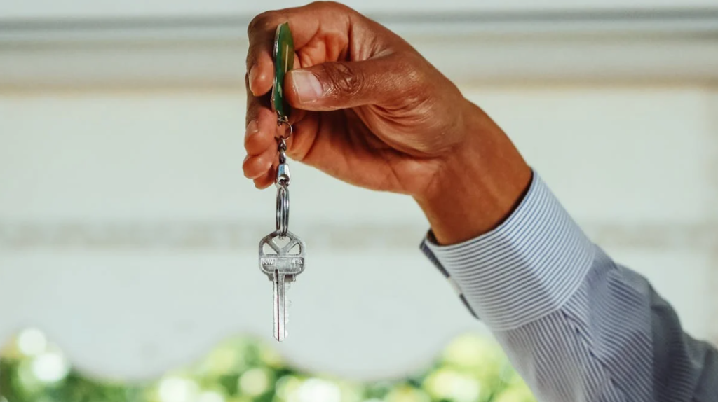 Building a Career Around Real Estate Investing: 6 Things to Know Building a Career Around Real Estate Investing: 6 Things to Know